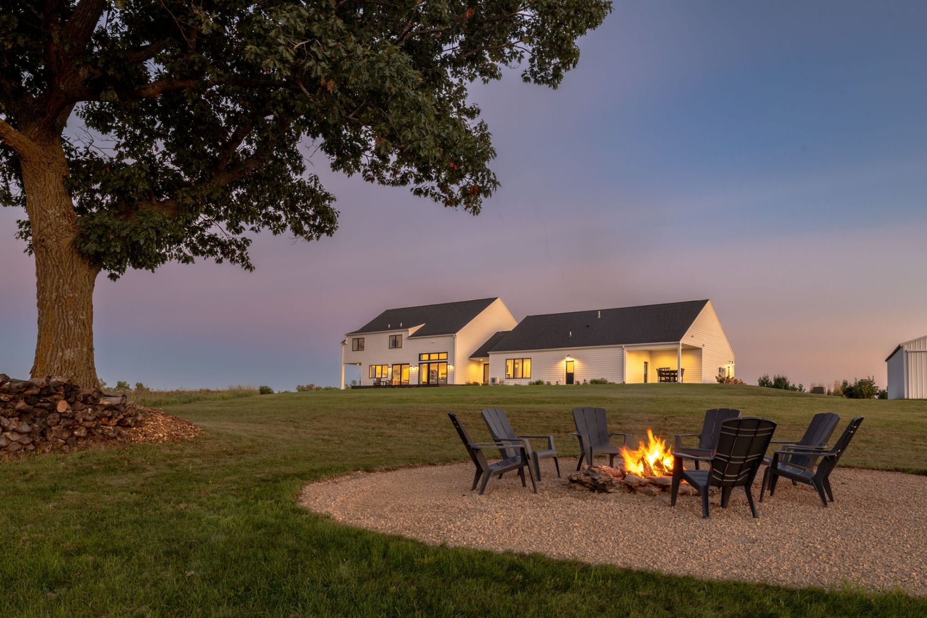 Campfire Evenings, Open Skies, Endless Views
